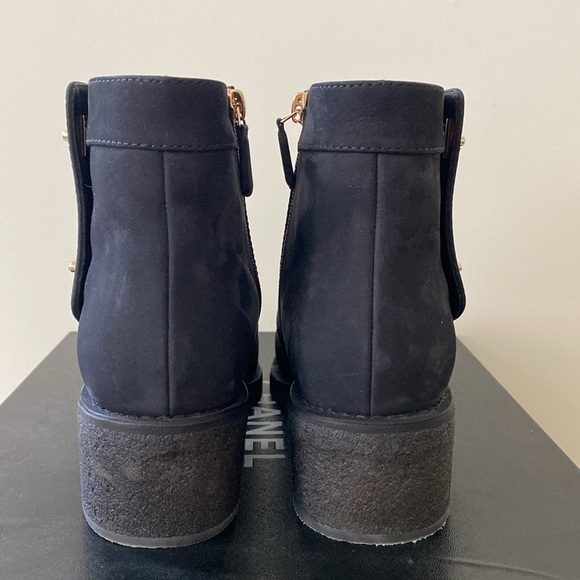 Chanel boots - Picture 10 of 15